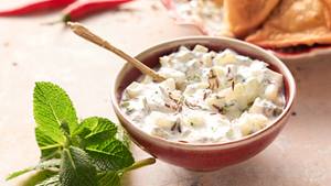Gurken-Raita - indische Joghurtsauce